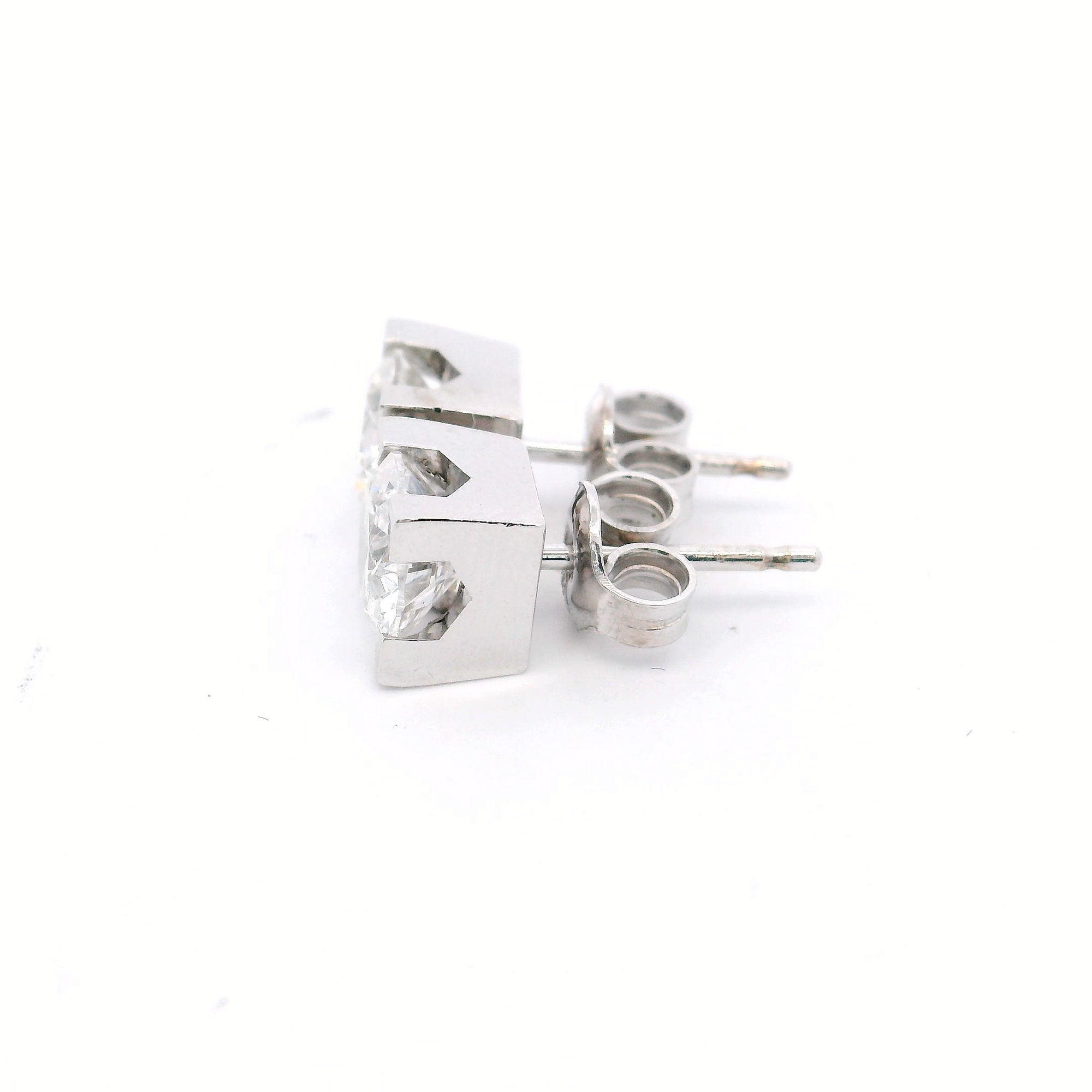 Orecchini Torniti Punto Luce