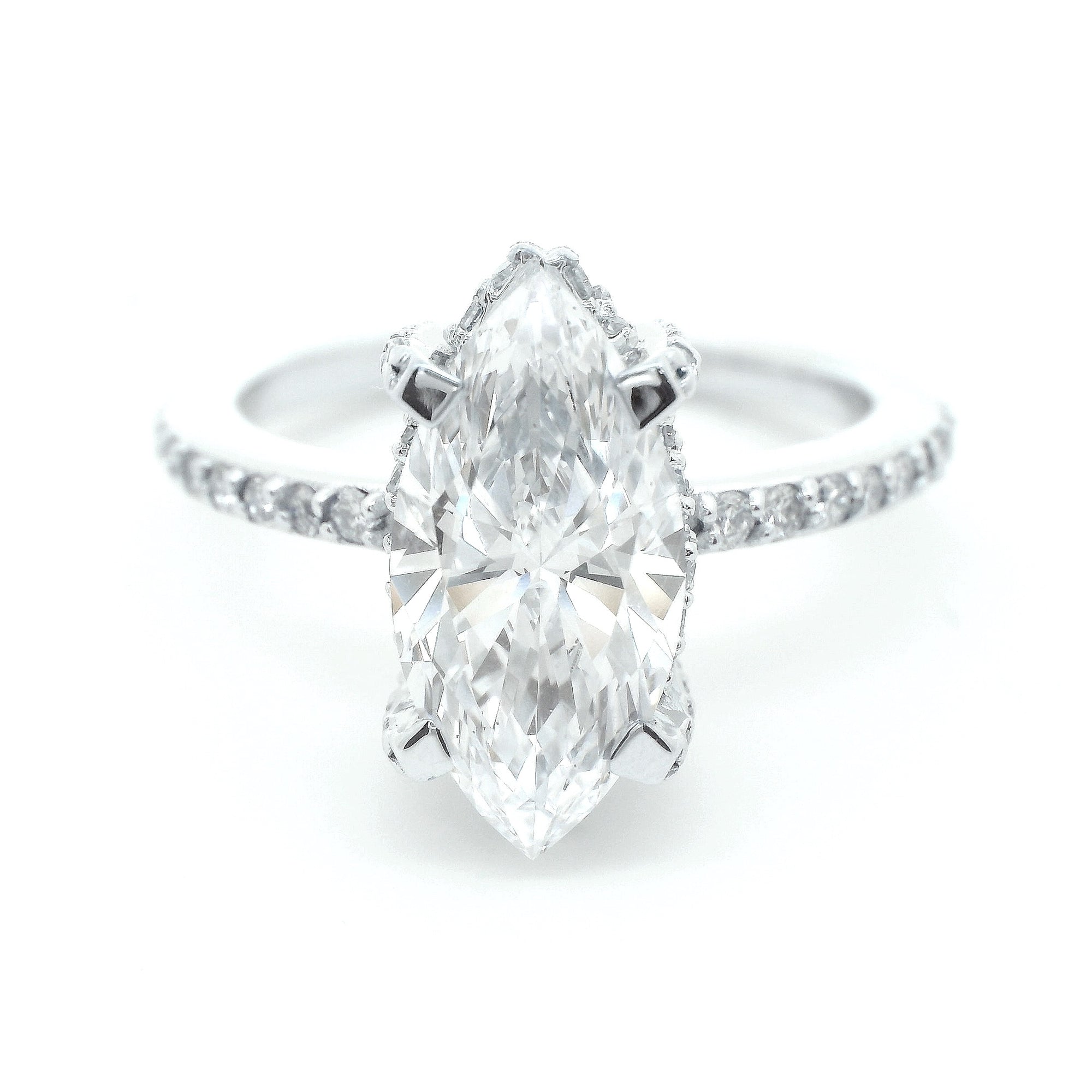 Anello Marquise