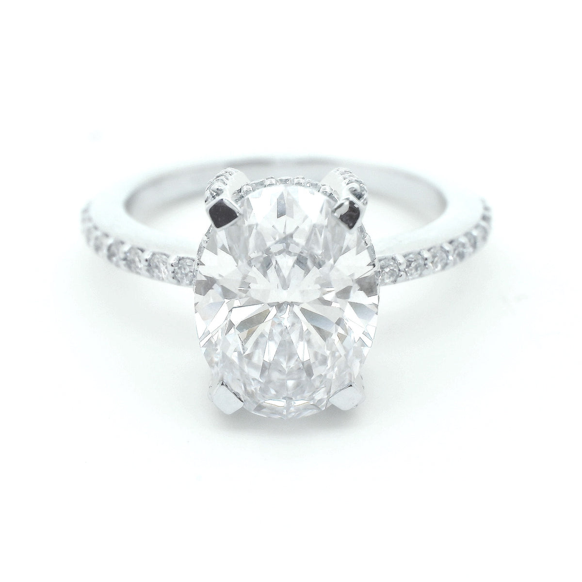 Anello Ovale